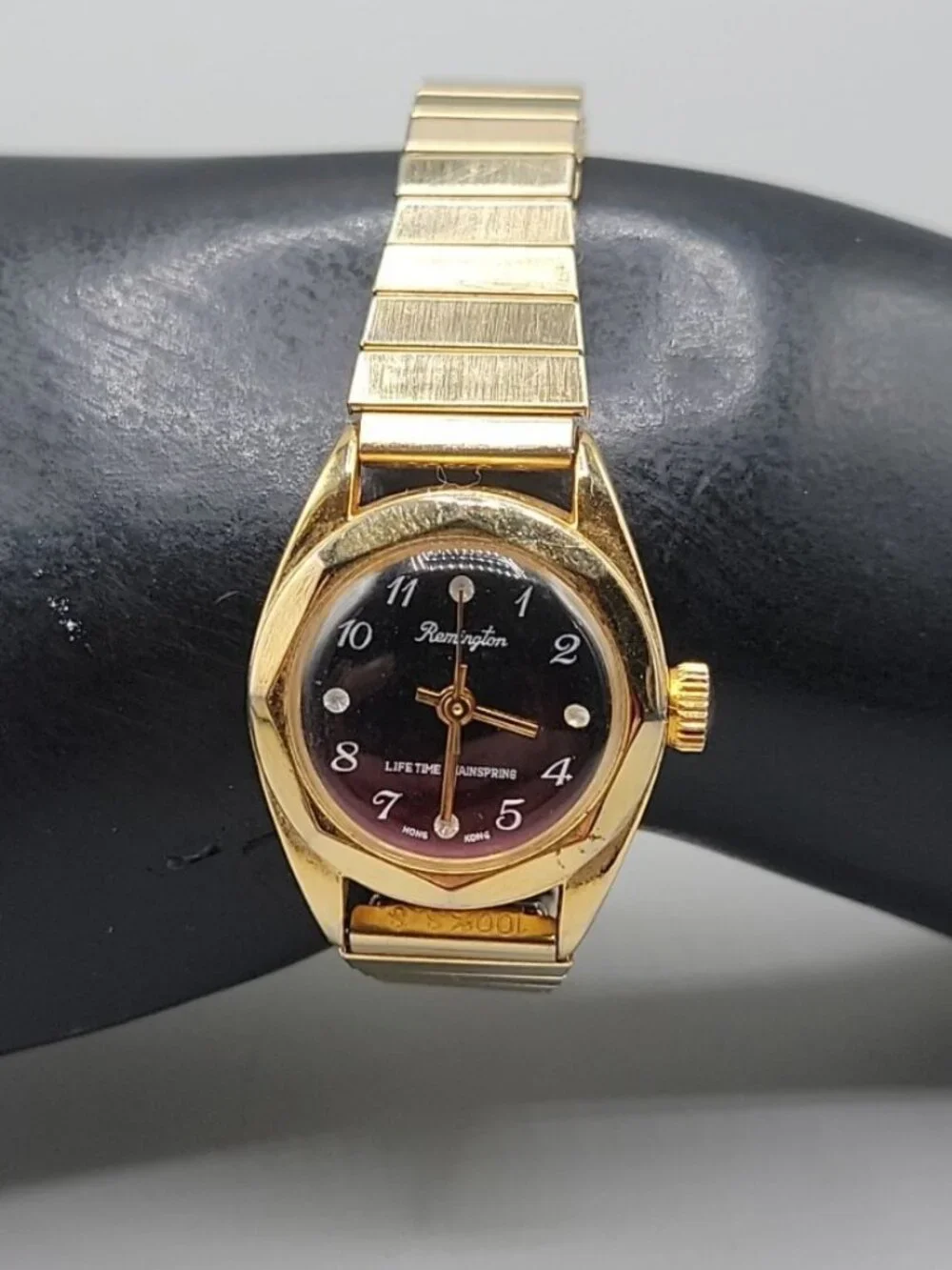 Remington Manual Wind Watch Ladies 24mm Burgundy Dial 6